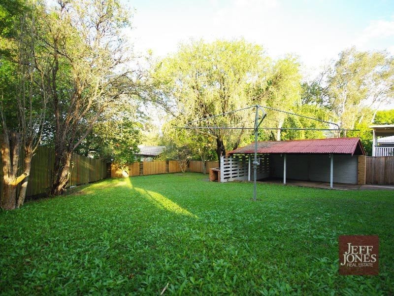 27 Valmar Street, Upper Mount Gravatt QLD 4122