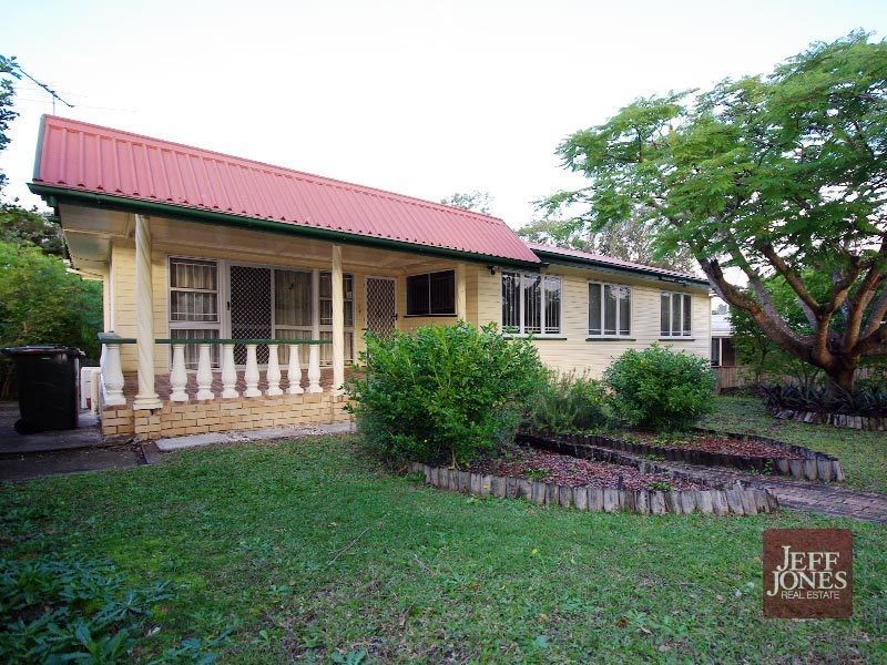 27 Valmar Street, Upper Mount Gravatt QLD 4122