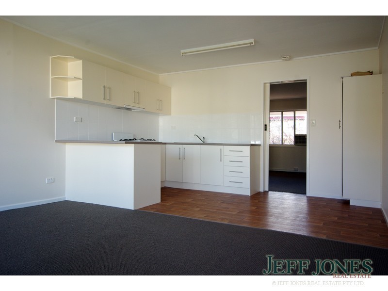 2/10 Herbert Street, Annerley QLD 4103