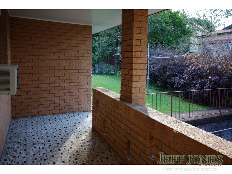 2/10 Herbert Street, Annerley QLD 4103