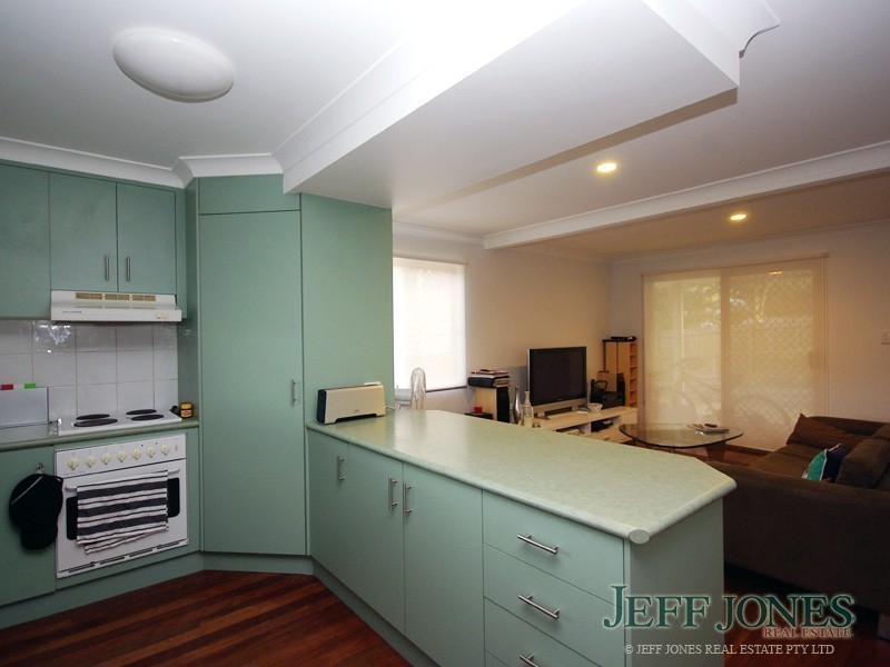 8 Jordan Street, Greenslopes QLD 4120