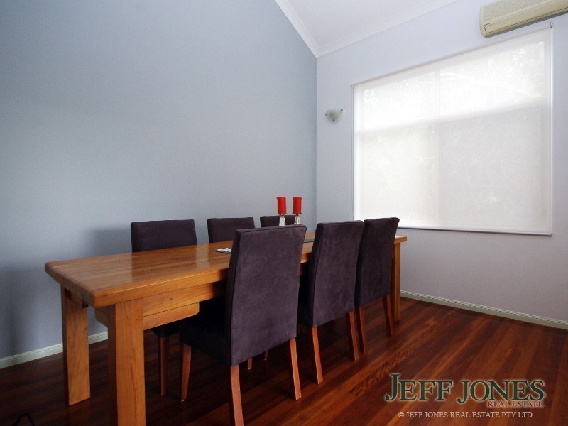 8 Jordan Street, Greenslopes QLD 4120