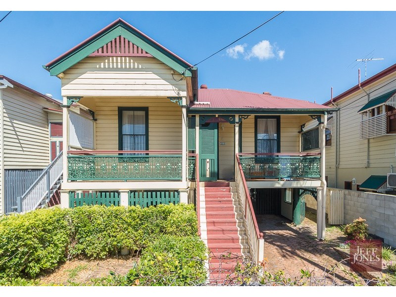 39 Gordon Street, Greenslopes QLD 4120