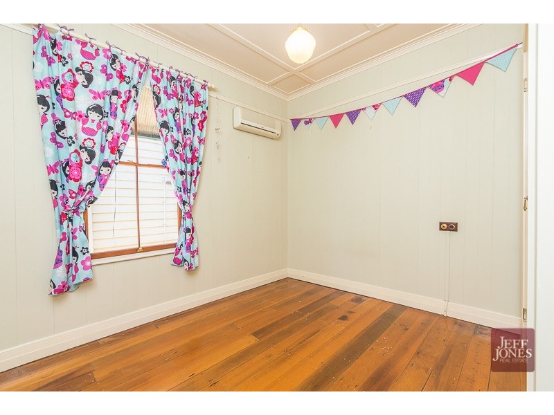 39 Gordon Street, Greenslopes QLD 4120