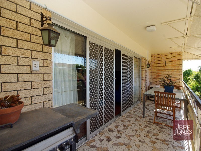 2/37 Rialto Street, Coorparoo QLD 4151