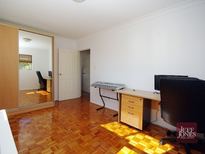 2/37 Rialto Street, Coorparoo QLD 4151