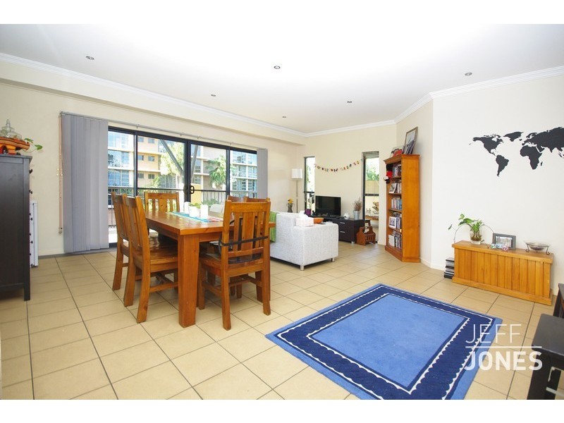 7/57 Sandford Street, St Lucia QLD 4067