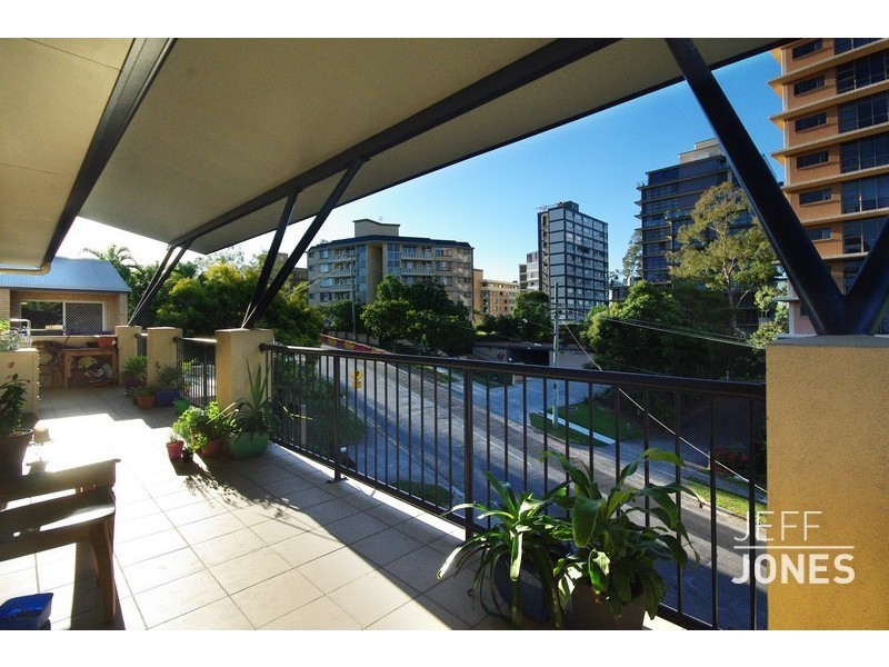 7/57 Sandford Street, St Lucia QLD 4067