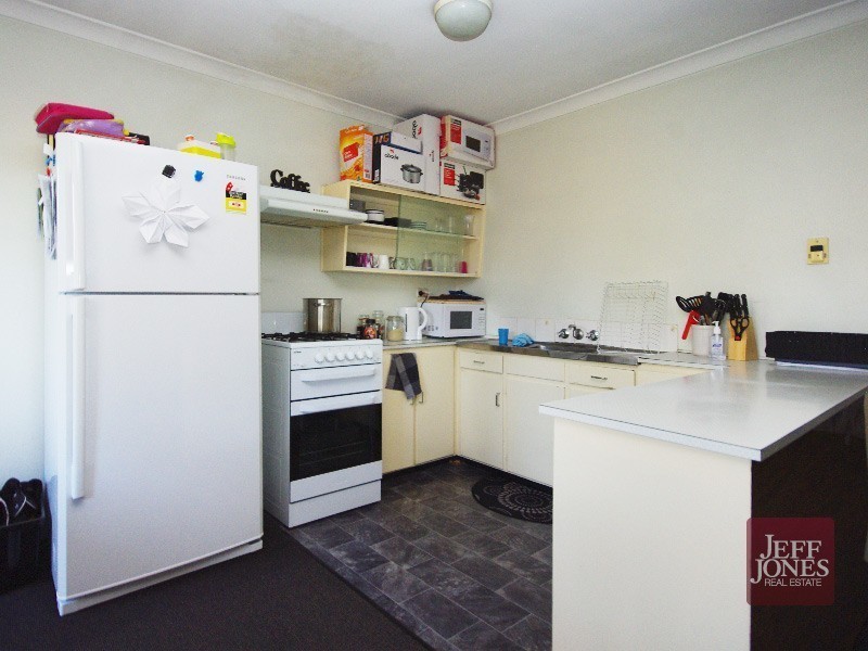 2/66 Pear Street, Greenslopes QLD 4120