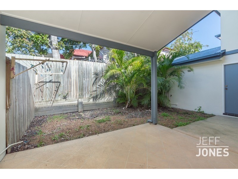 2/105 Kirkland Avenue, Coorparoo QLD 4151