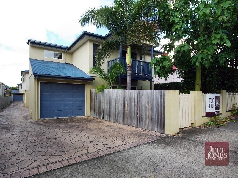 2/105 Kirkland Avenue, Coorparoo QLD 4151