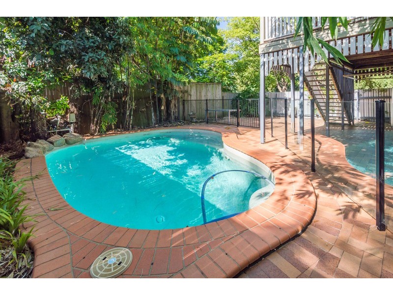 94 Linton Street, Kangaroo Point QLD 4169