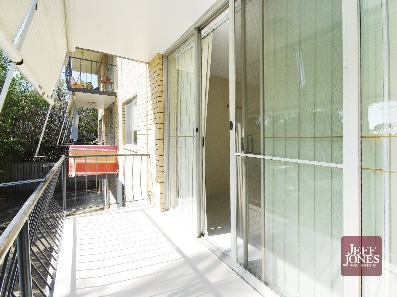 2/47 Denman Street, Greenslopes QLD 4120
