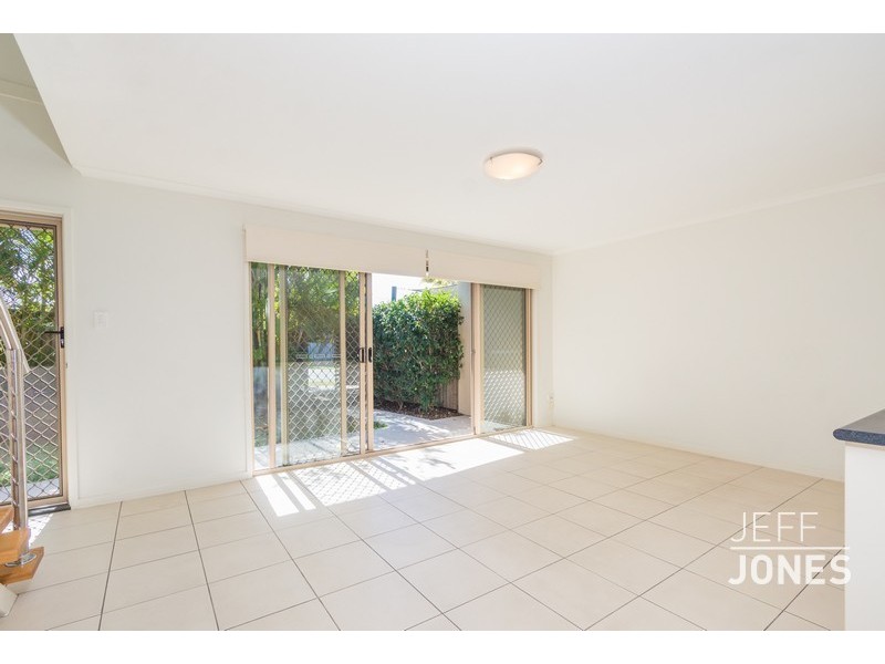 1/29 Real Street, Annerley QLD 4103