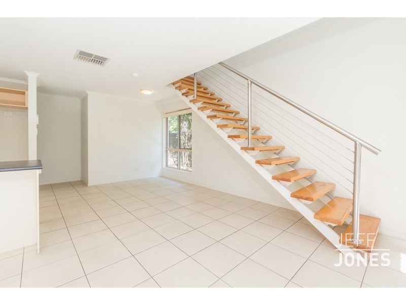 1/29 Real Street, Annerley QLD 4103