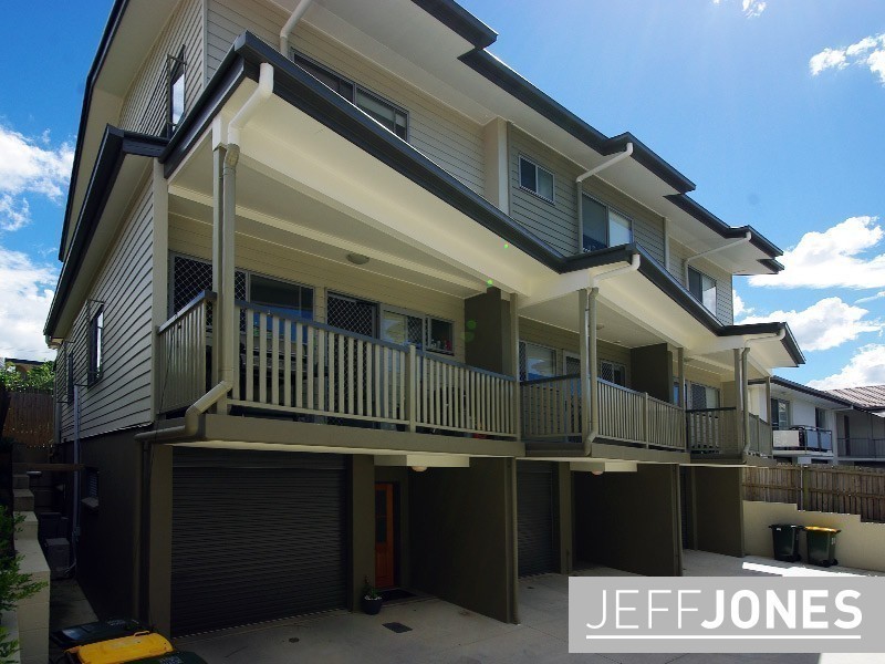2/18 Lothian Street, Annerley QLD 4103