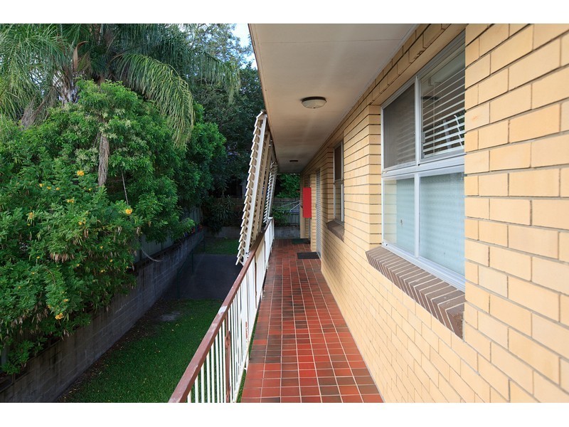 3/8 Drummond Street, Greenslopes QLD 4120