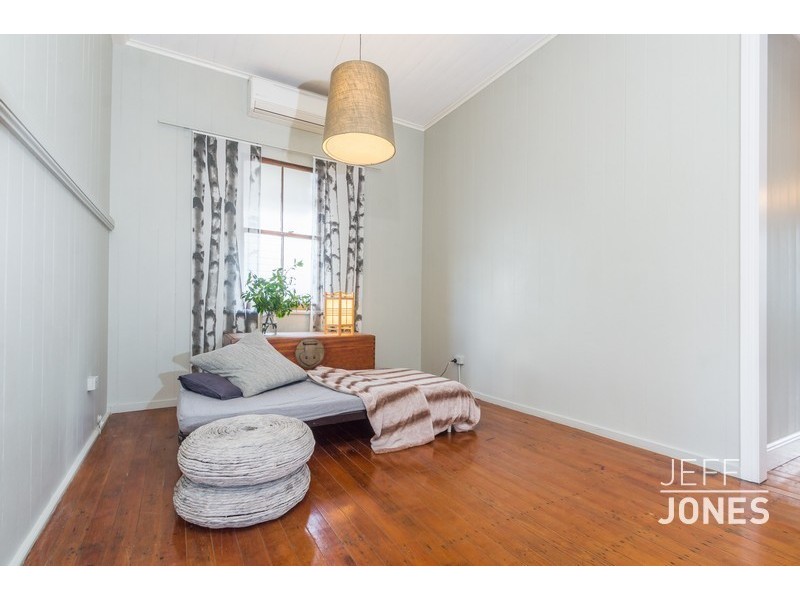 6 Susan Street, Greenslopes QLD 4120