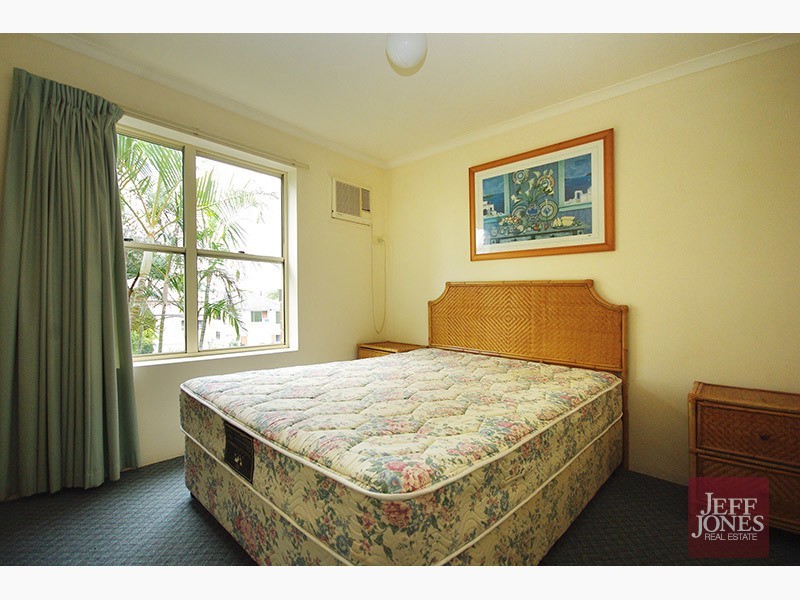 A3/52 Baron Street, Greenslopes QLD 4120
