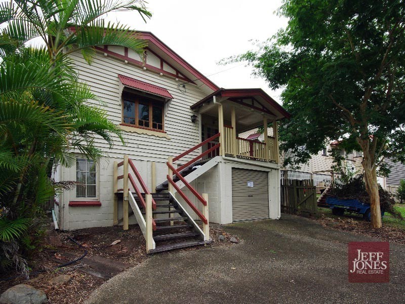 72 Pembroke Road, Coorparoo QLD 4151
