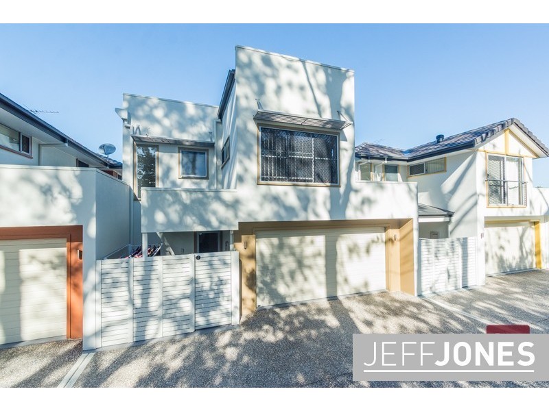 55  Worchester Crescent, Wakerley QLD 4154