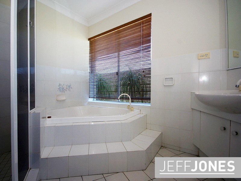 10/33 Kirkland Avenue, Coorparoo QLD 4151