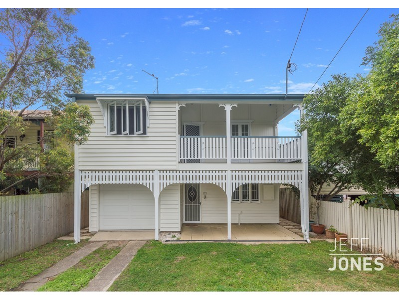21 Landsdowne street, Coorparoo QLD 4151
