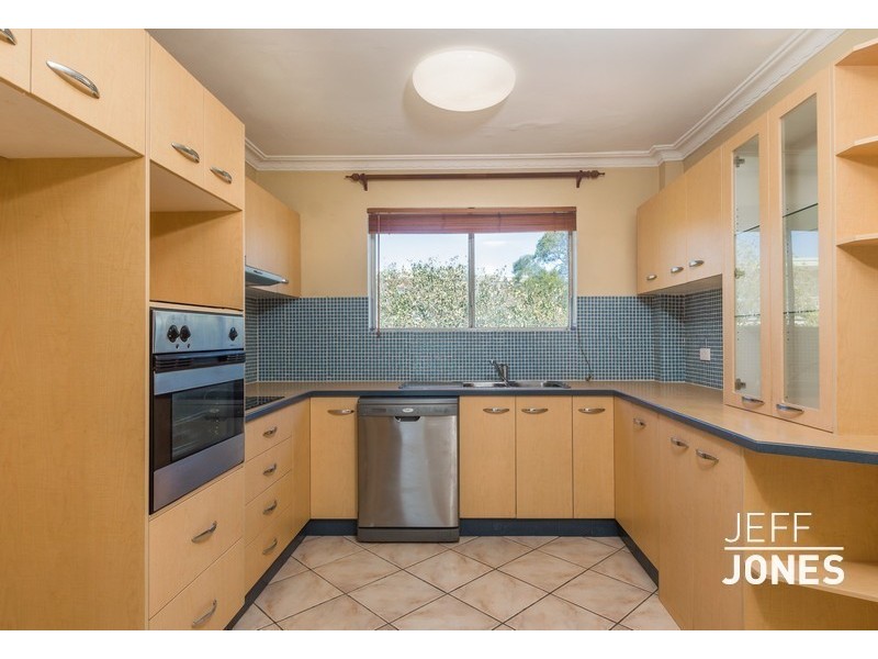 8/16 Rialto Street, Coorparoo QLD 4151