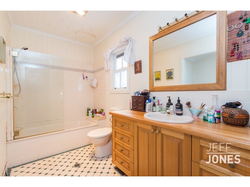 44  Carville Street, Annerley QLD 4103