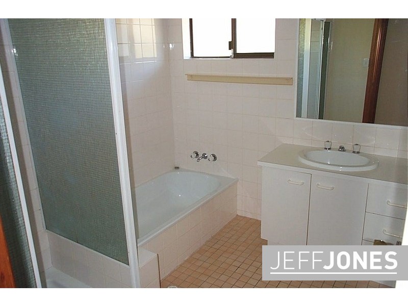 1/58 Mansfield Street, Coorparoo QLD 4151