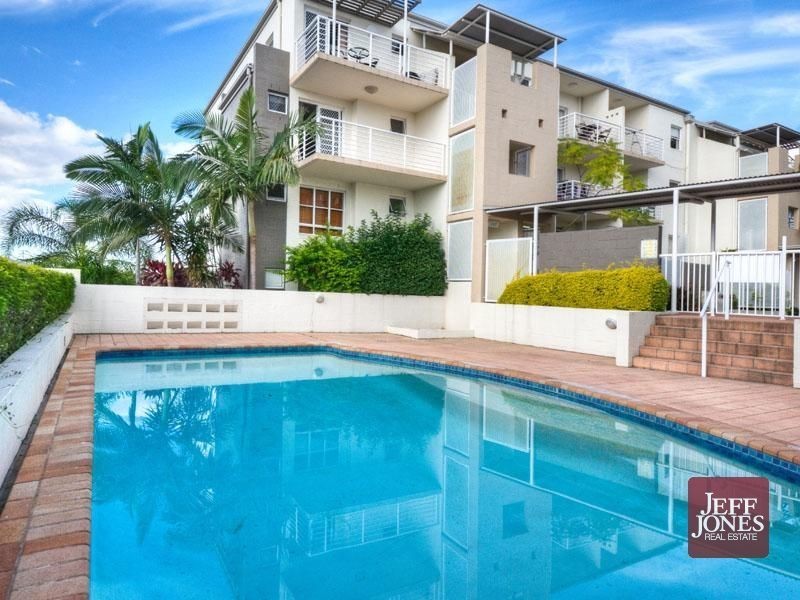 7/92-96 Norman Crescent, Norman Park QLD 4170