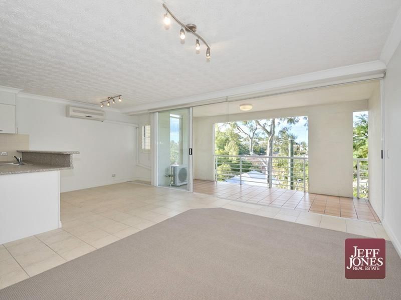 7/92-96 Norman Crescent, Norman Park QLD 4170