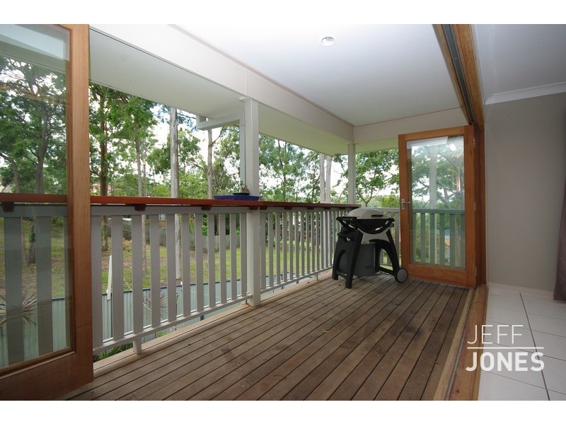 6  O’Connor Crescent, Mansfield QLD 4122