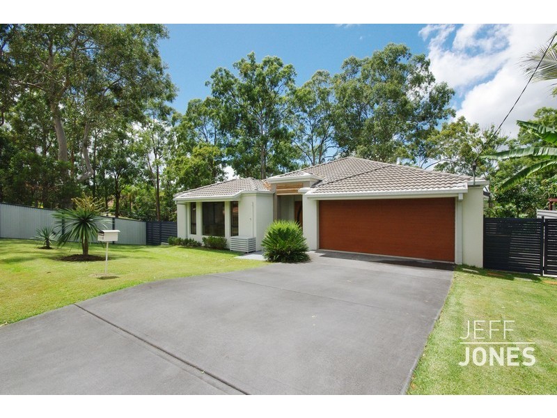 6  O’Connor Crescent, Mansfield QLD 4122