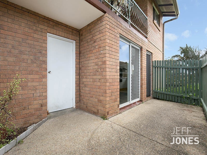 2/25 Beatrice Street, Greenslopes QLD 4120