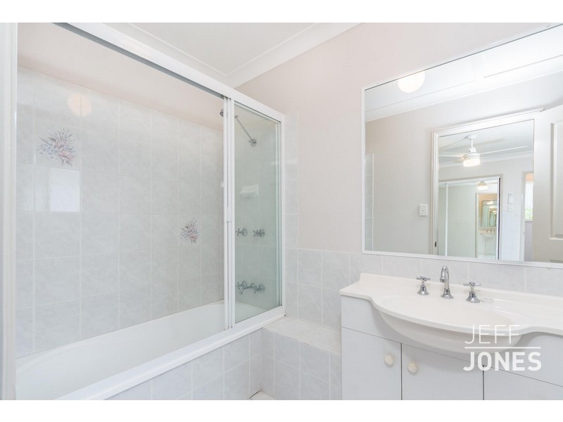 4/44 Helles Road, Moorooka QLD 4105