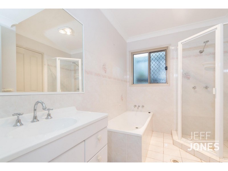 4/44 Helles Road, Moorooka QLD 4105