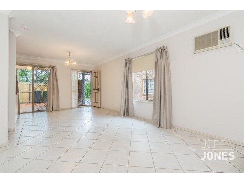 4/44 Helles Road, Moorooka QLD 4105