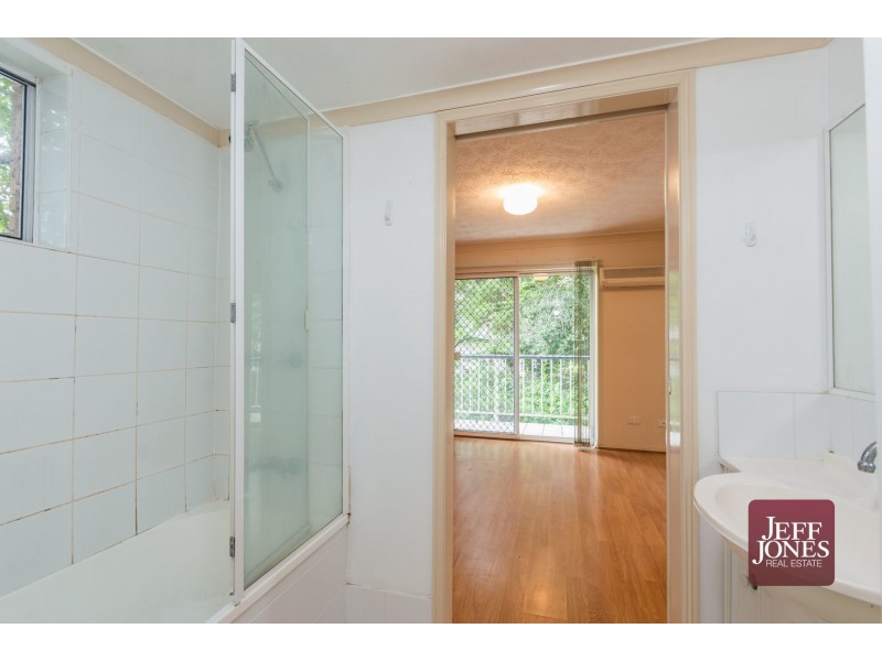 3/61 Main Avenue, Coorparoo QLD 4151