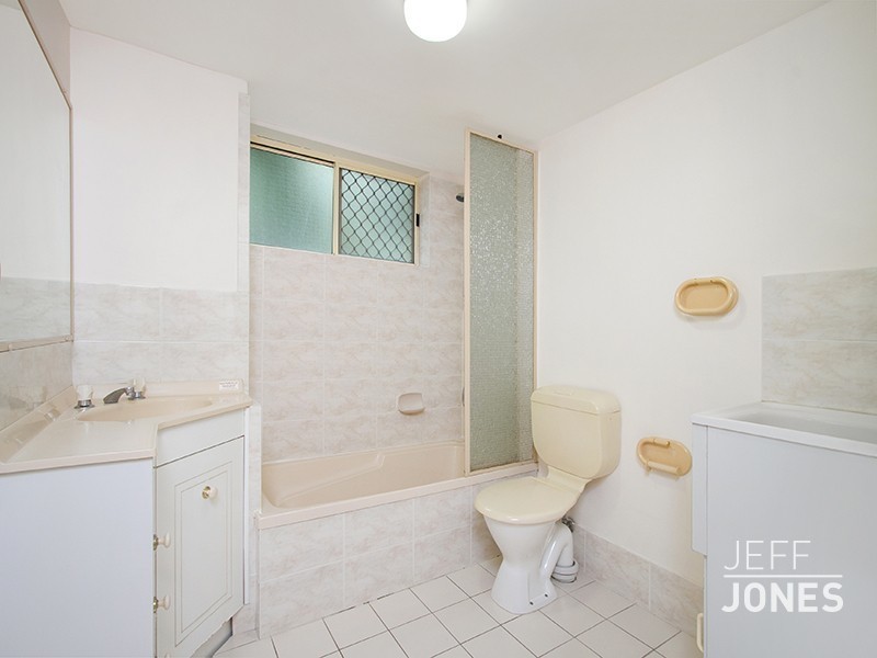 1/35 Sankey Street, Carina QLD 4152