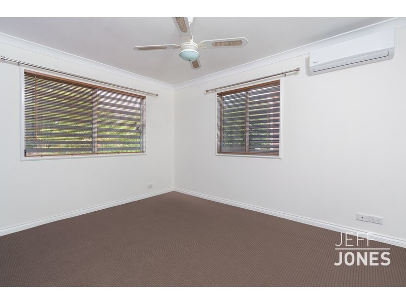 92 Victoria Terrace, Greenslopes QLD 4120