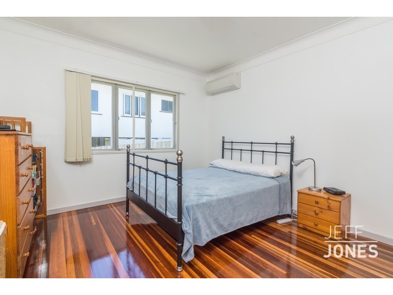 2/8 Boongall Road, Camp Hill QLD 4152