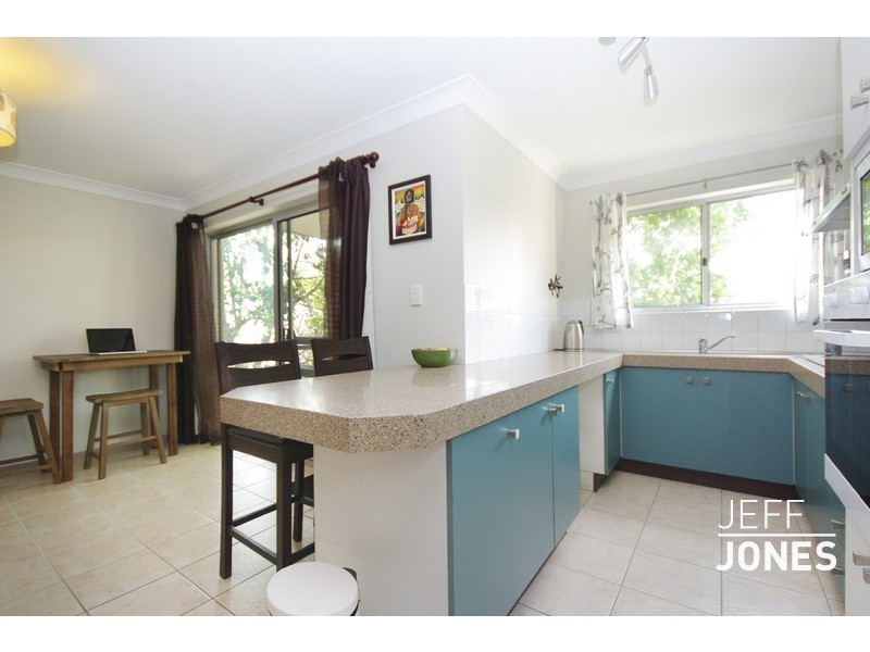 5/18 Raby Road, Coorparoo QLD 4151