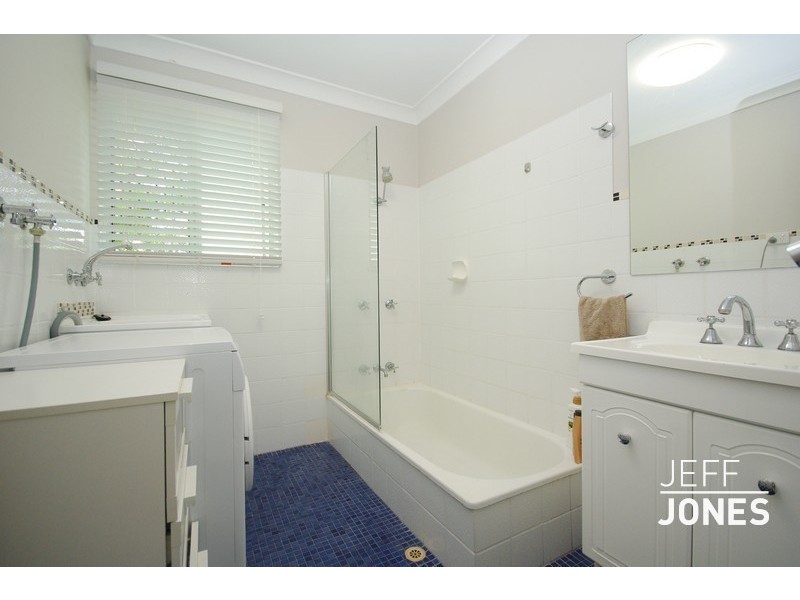 5/18 Raby Road, Coorparoo QLD 4151