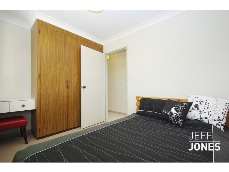 5/18 Raby Road, Coorparoo QLD 4151