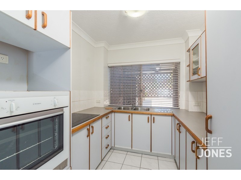 2/48 Victoria Terrace, Annerley QLD 4103