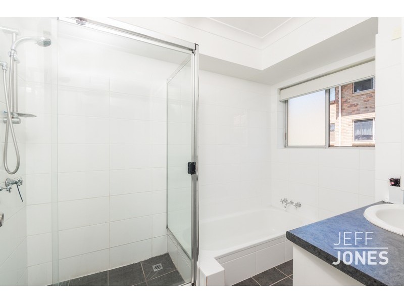 2/40 Vine Street, Clayfield QLD 4011