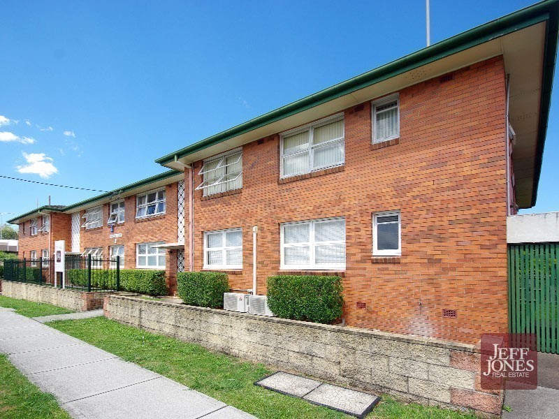 11/2 Carl Street, Woolloongabba QLD 4102