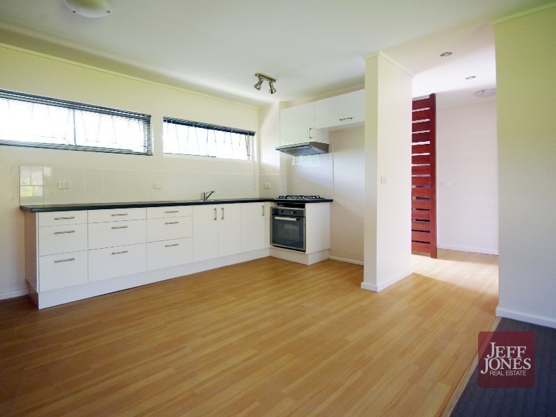 11/2 Carl Street, Woolloongabba QLD 4102
