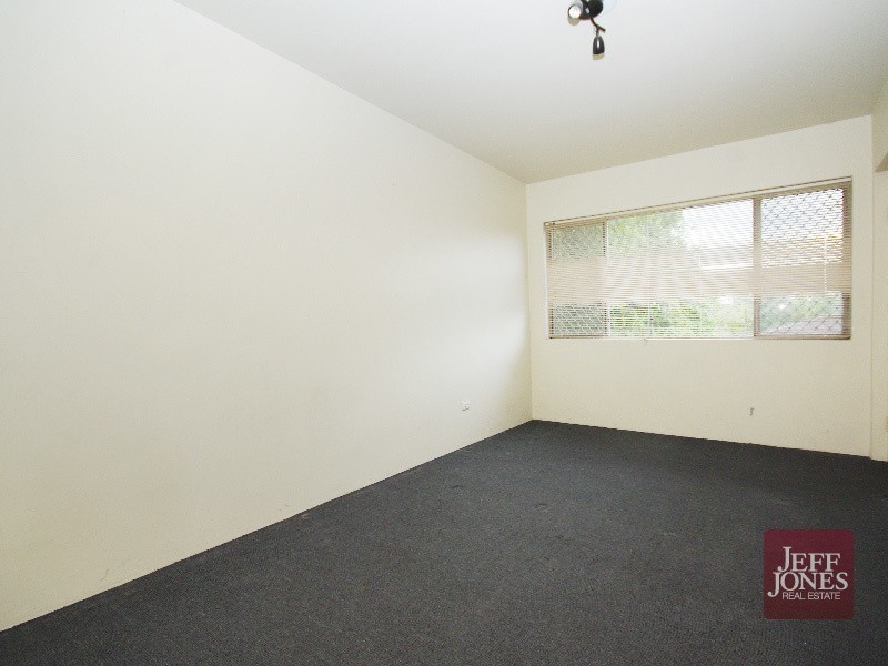 4/35 Qualtrough Street, Woolloongabba QLD 4102